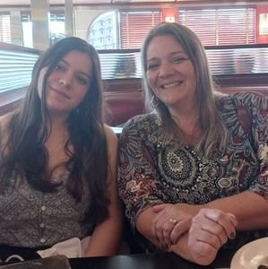 Meet your Posher, Monica